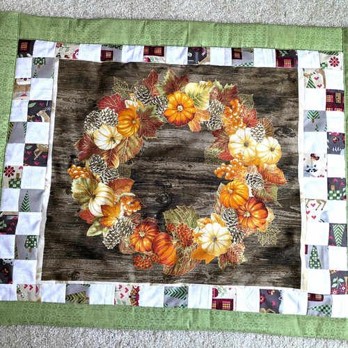 秋の収穫祭、リースのパネル、パッチワークひざ掛け、ベイビー