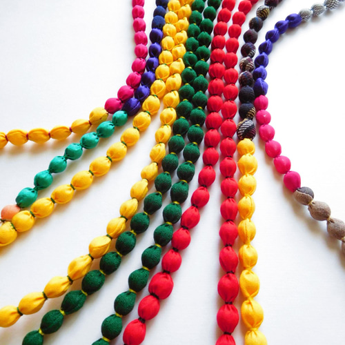 金属ゼロ 被るだけ carnival テキスタイルジュエリー5種 80