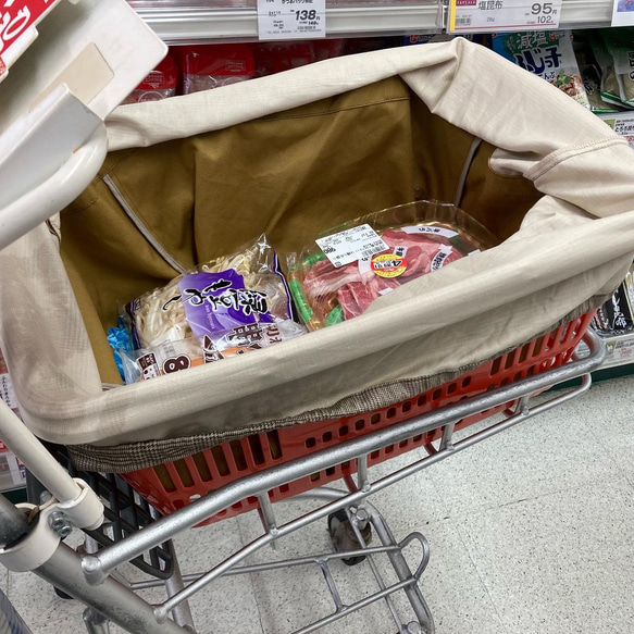 大容量の帆布バッグ【サンドイエロー】キャンプの調理道具入れにおすすめ！　 9枚目の画像