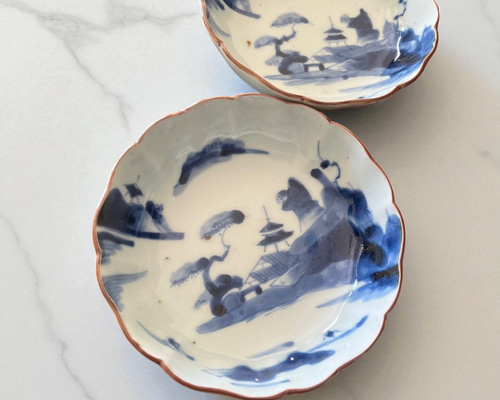 伊万里染付山水膾皿 2枚組 鉄釉縁取り 手描き山水図 国内残留品 お椀