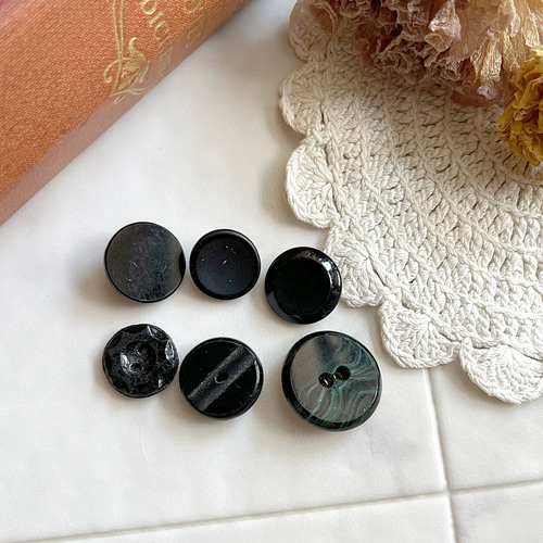 送料無料】6個 1900年前半 チェコ ガラスボタン アソート アンティーク