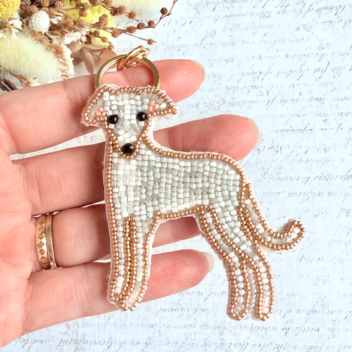 2way】ビーズ刺繍のうちの子ブローチ、バッグチャーム・イタリアン