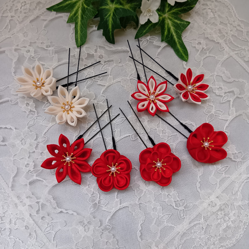 受注制作】赤 白 つまみ細工 髪飾り 成人式 結婚式 七五三 和装 袴