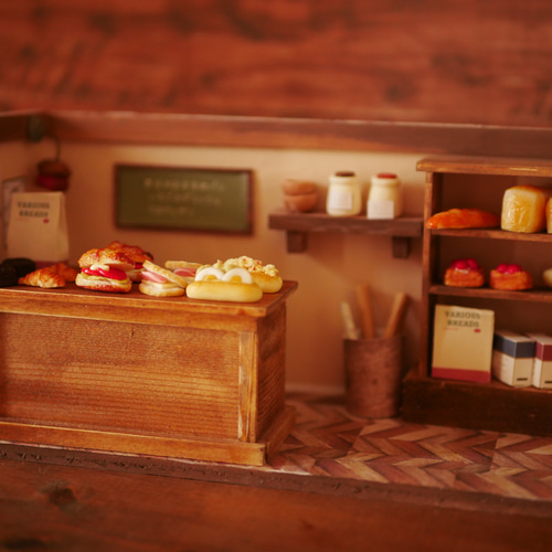 ミニチュア【パン並べ替えられる】外観のあるパン屋さん その他置物