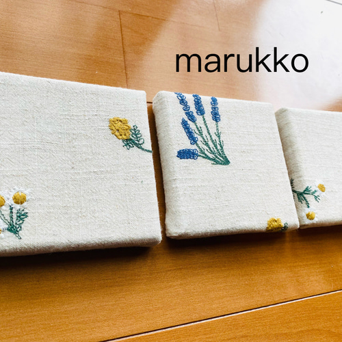 刺繍　ファブリックパネル HAGiHARA ファブリックパネル KUKKA クッカ 刺繍 25×25cm （ 壁掛け