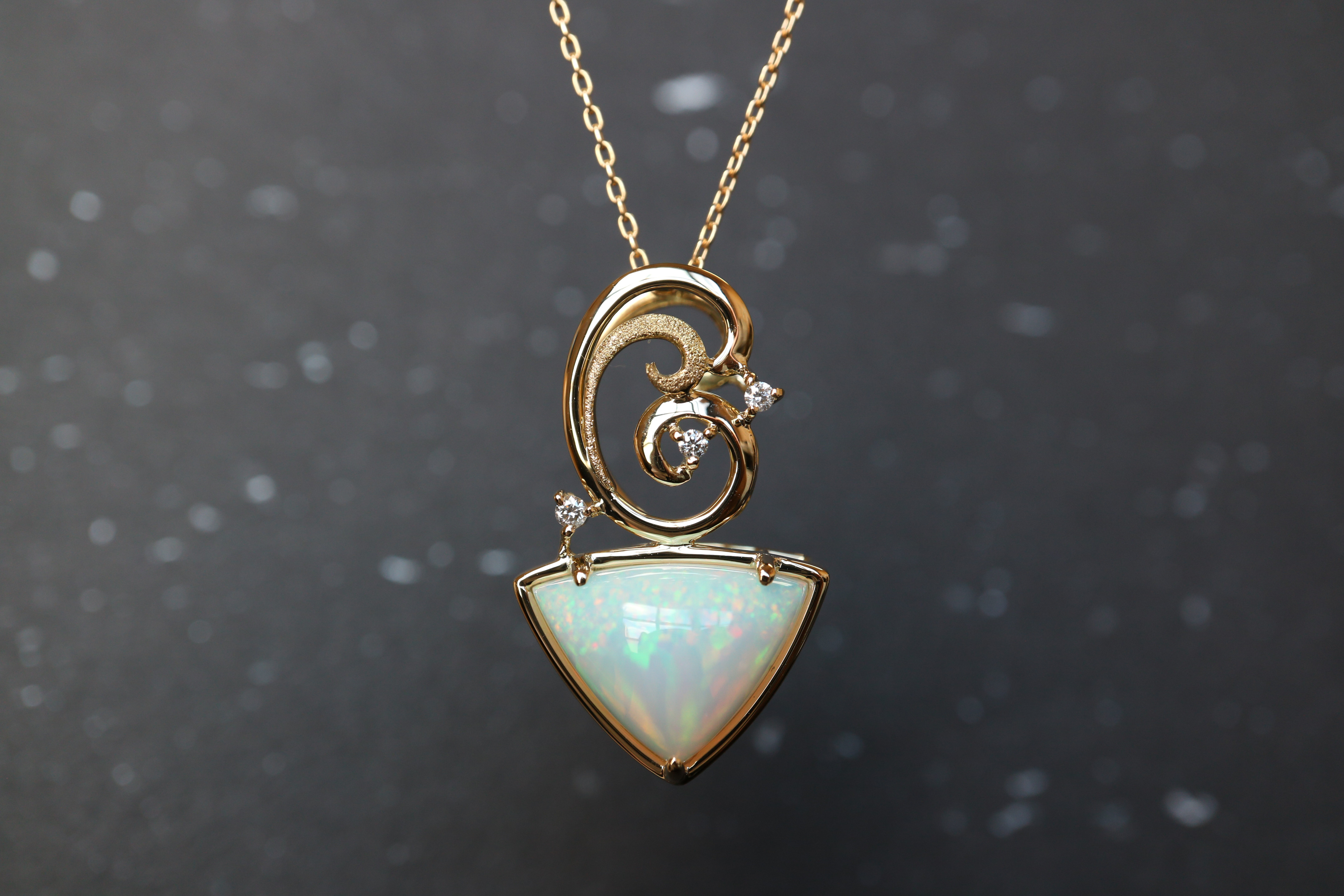 2T80オパール14k金ペンダントトップ