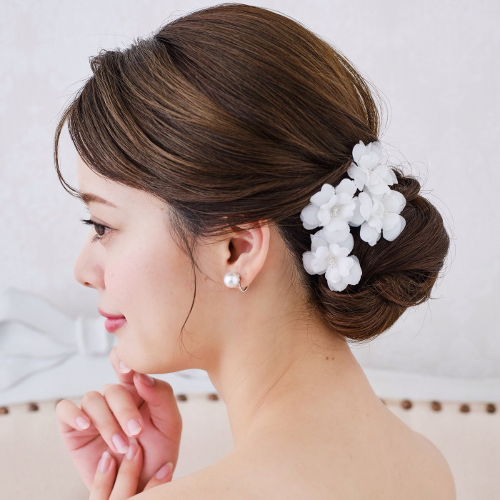 MA252  白花ヘッドドレス ファブリックフラワー　和装ヘッドドレス　お花ヘッドパー 結婚式 花嫁