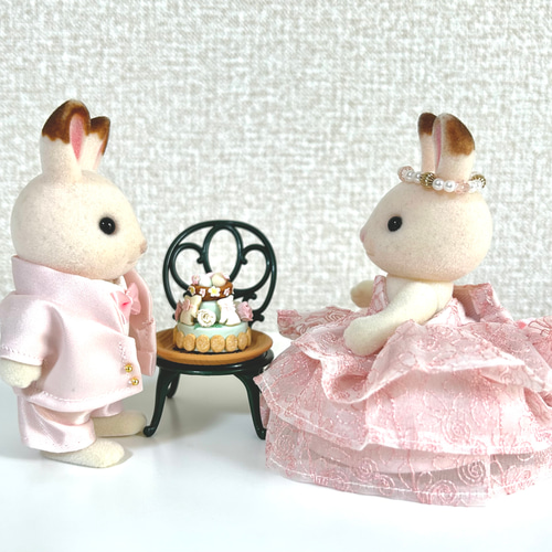 ウサギの人形 ピンクのドレス うさぎの花嫁ピンクウェディングドレス&花婿スーツのセット