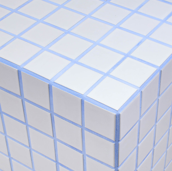 韓国インテリア　ミニ・タイルテーブル【ホワイト×ブルー】302×302×302㎜ 3枚目の画像