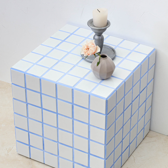 韓国インテリア　ミニ・タイルテーブル【ホワイト×ブルー】302×302×302㎜ 2枚目の画像
