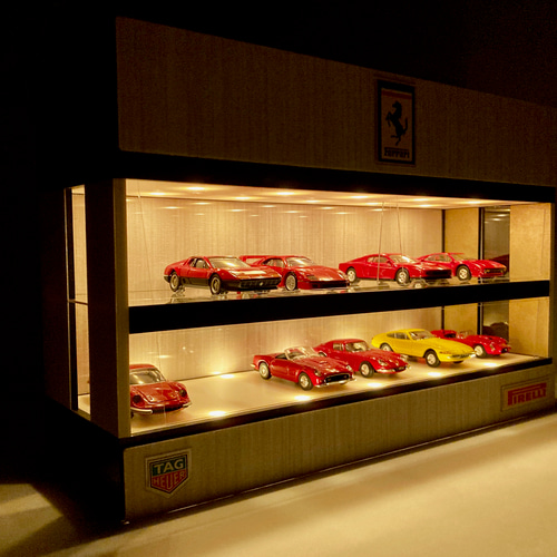 1/64展示16台可・WH&DG・2層式ディスプレーBOX / ネオジオラマ 1/64展示16台可・WH&DG・2層式ディスプレーBOX / LED20灯