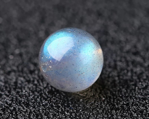 高品質　水晶　クリアクォーツ　月　ムーン　スタンド付き 高品質　水晶　クリアクォーツ　月　ムーン　スタンド付き