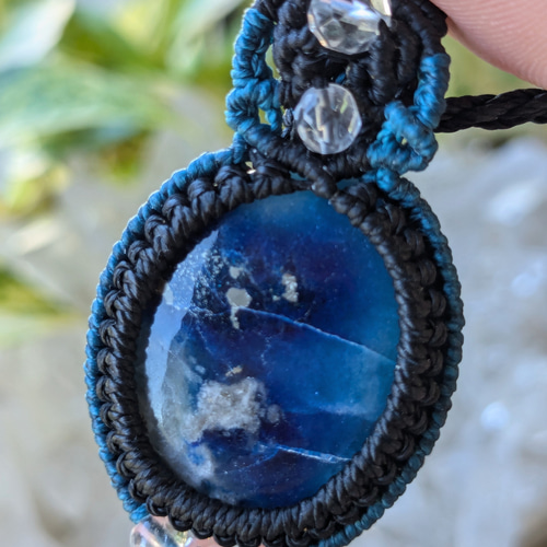 アズライト　シャッタカイト　マクラメ編みネックレス　ペンダント 楽天市場】【一点物】【希少】アフリカ産 アズマラカイト マクラメ編み