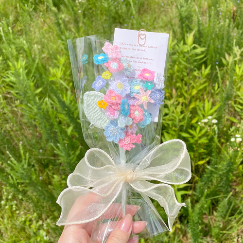 お花のハンドメイド2点 21個のお花】お花畑のミニブーケ・編み物のお花 アートフラワー