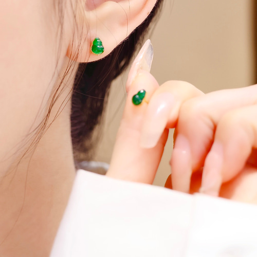 天然翡翠 ミニサイズピアスk18 ピアス（スタッド・一粒） パール