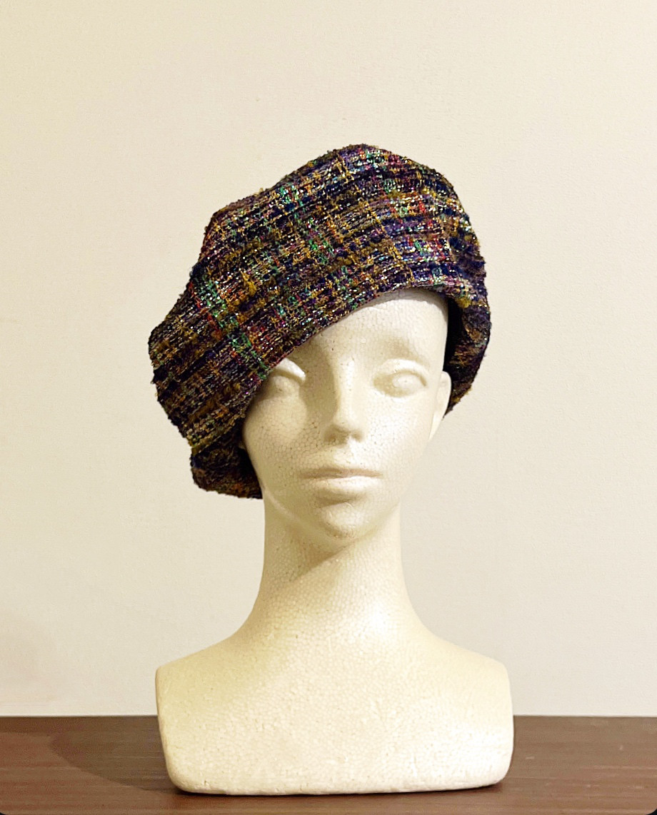 新作‼️ カタチにこだわるベレー帽　ラメラメツイード