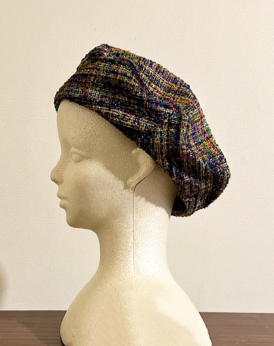 新作‼️ カタチにこだわるベレー帽　ラメラメツイード