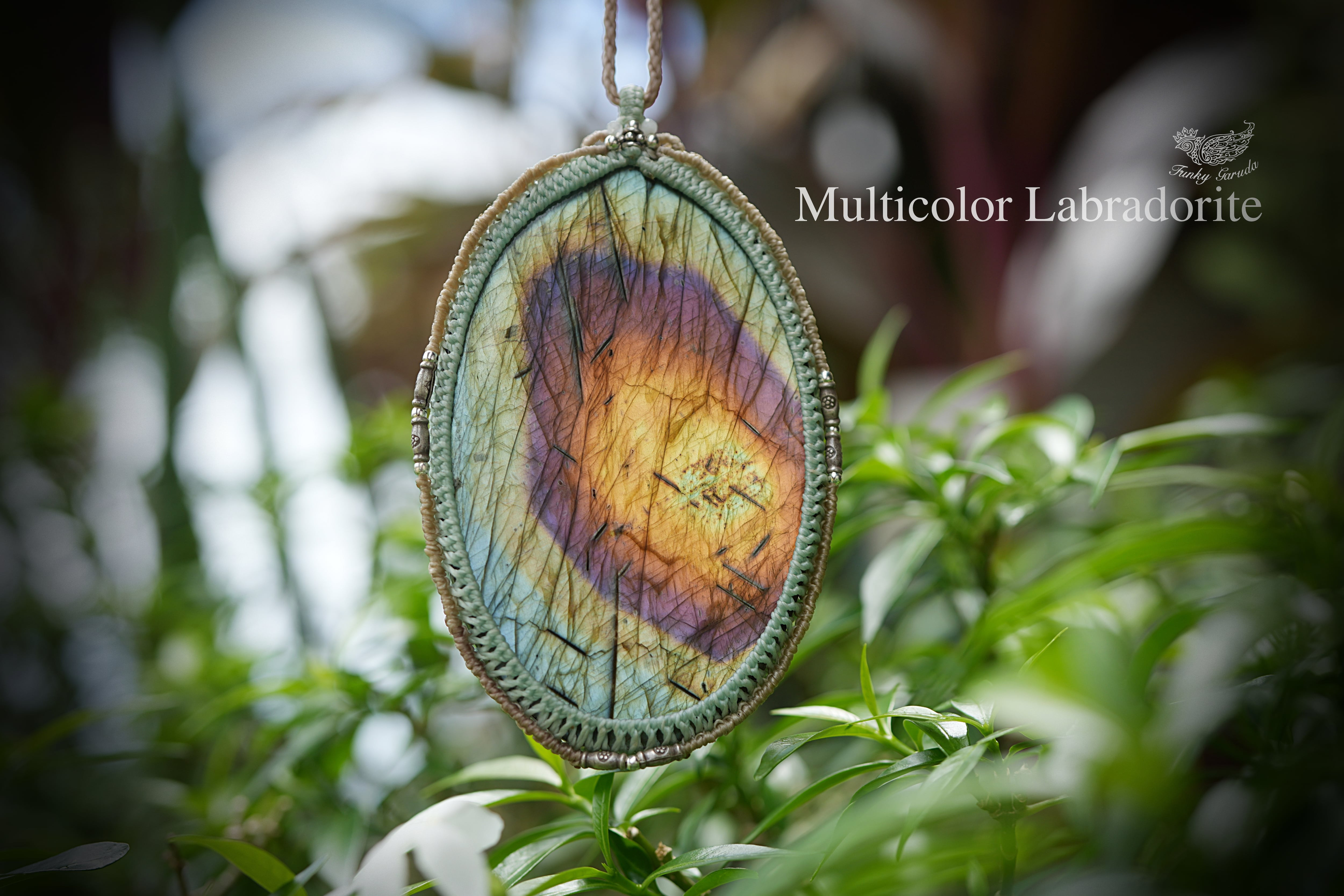 特大スペシャルな渦★高品質★マルチカラーラブラドライト マクラメネックレス1689