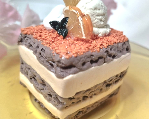 秋限定 オレンジショコラのティラミスケーキ フェイクスイーツ