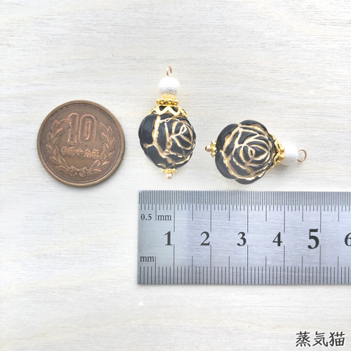 薔薇のマスクチャームタッセル2個セットハンドメイド
