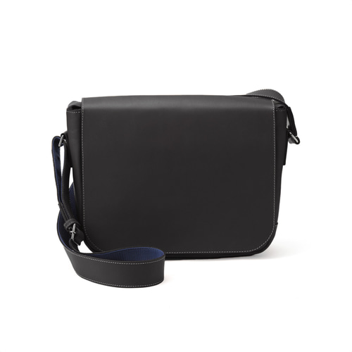 Lacoste ブラック メッセンジャーバッグ 送込】Supreme/LACOSTE Small