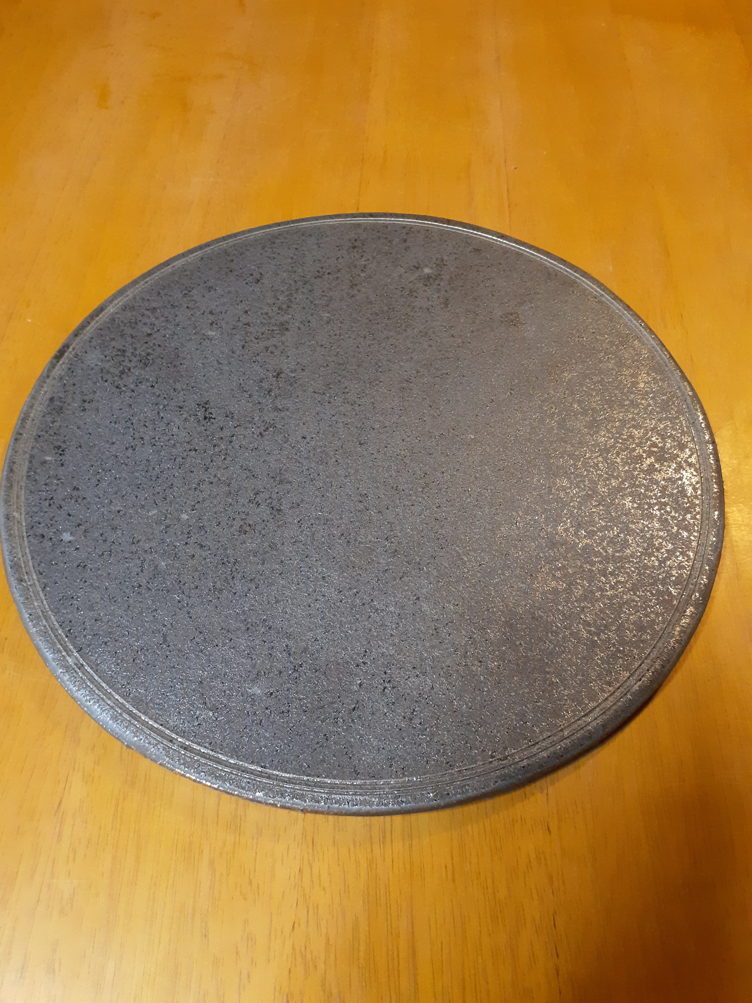 フラットなプレート皿