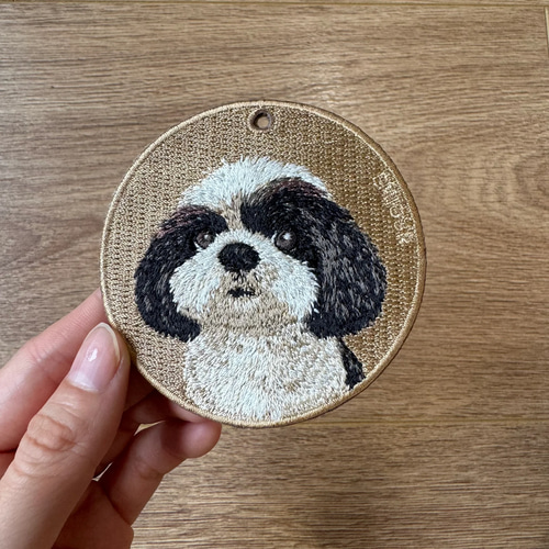 キーホルダー 刺繍 シーズー 犬 キーチェーン ペット 白黒