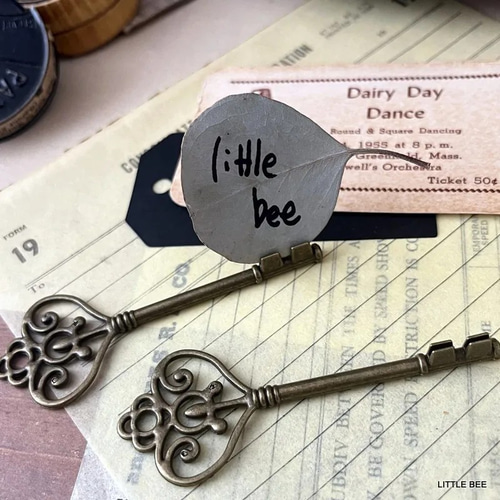 273・カードスタンド 2本 アンティーク風キー プライスカード 結婚式