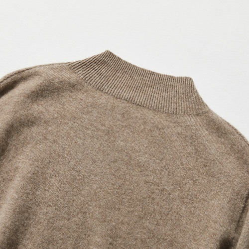 やわらかい繊維から生まれる最高の心地良さ カシミヤ100％ ボトル