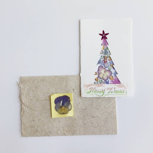 押し花のクリスマスツリー 押し花のクリスマスツリー