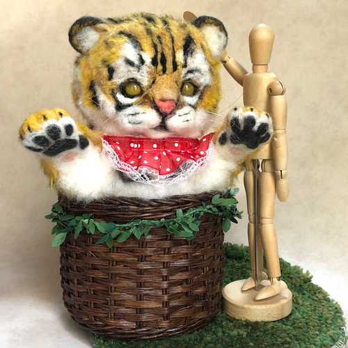 羊毛フェルト 重かっ フクロウの置物 トラフズク - 置物