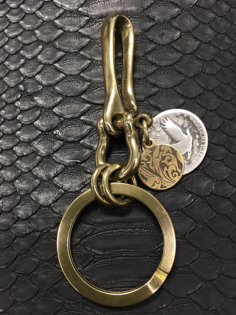 アンティークコイン付きフックキーホルダー