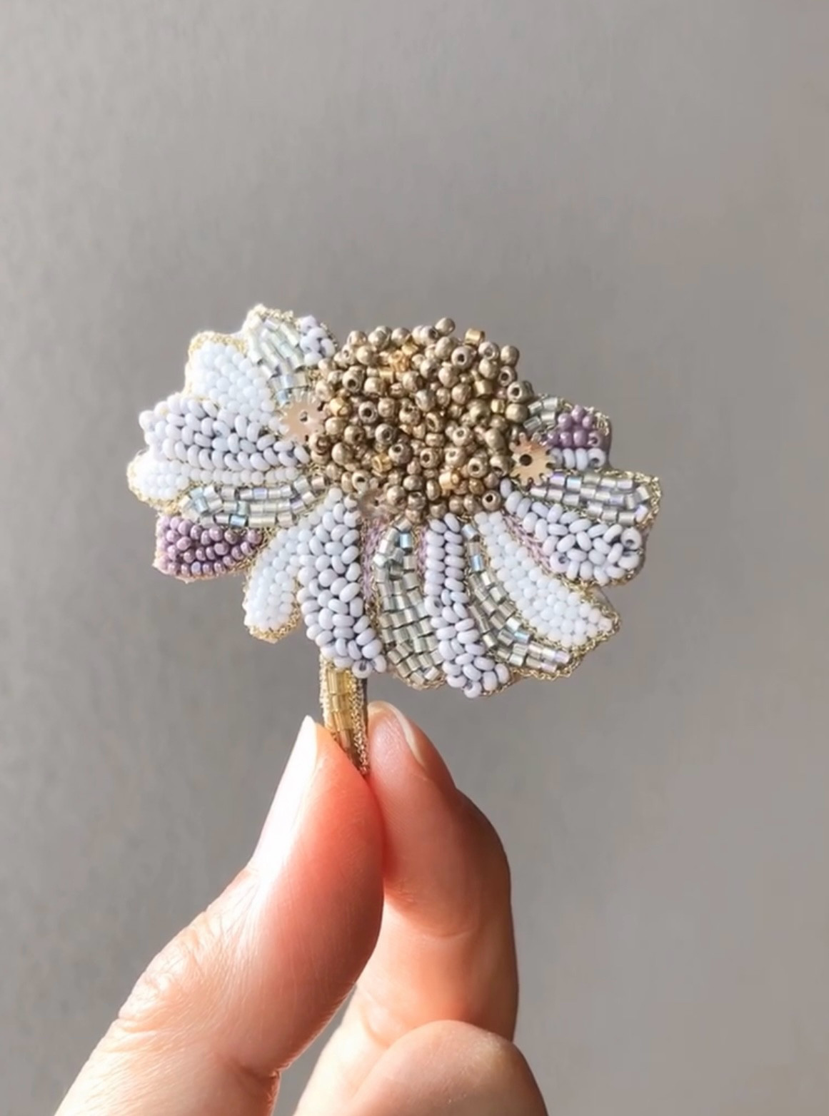 音楽家ビーズ刺繍ブローチ オトナのビ－ズ刺繍ブロ－チ COLORFUL＆PLAYFUL