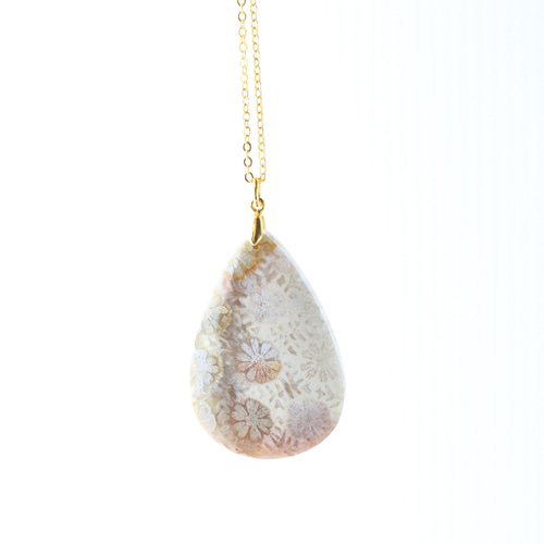 超超超希少】ホワイトフォッシルコーラル チャーム 2-3.5億年前