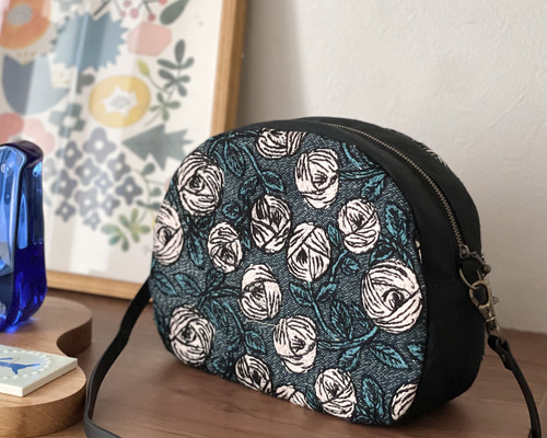 最終sale♡ハンドメイド♡ミナペルホネン♡パッチのコロりんポシェット（本体のみ ⚮̈ミナペルホネン 新作rosy まるっこポシェットさん ポシェット