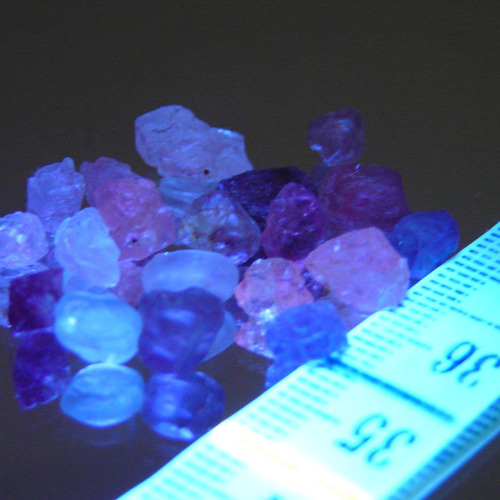 ミャンマー(ビルマ)産】ブルーパープルスピネル 8月誕生石