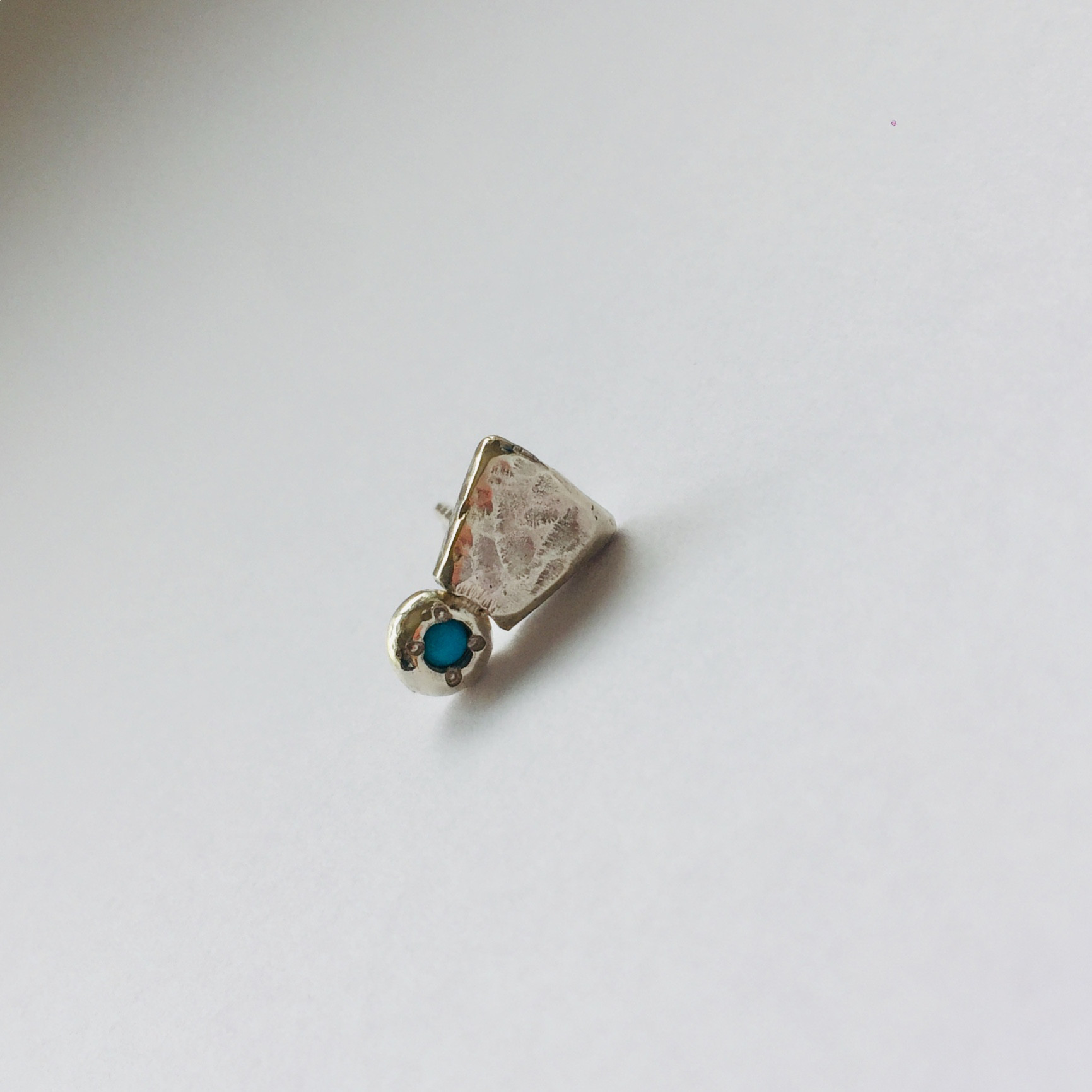 シルバー ×古墳×ターコイズ天然石・誕生石ピアス