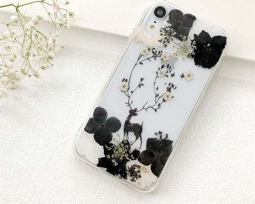 iPhone16/16Pro/16Plus/16ProMax 鹿の押し花スマホケース(黒白