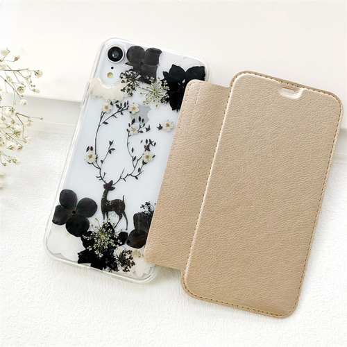 iPhone16/16Pro/16Plus/16ProMax 鹿の押し花スマホケース(黒白