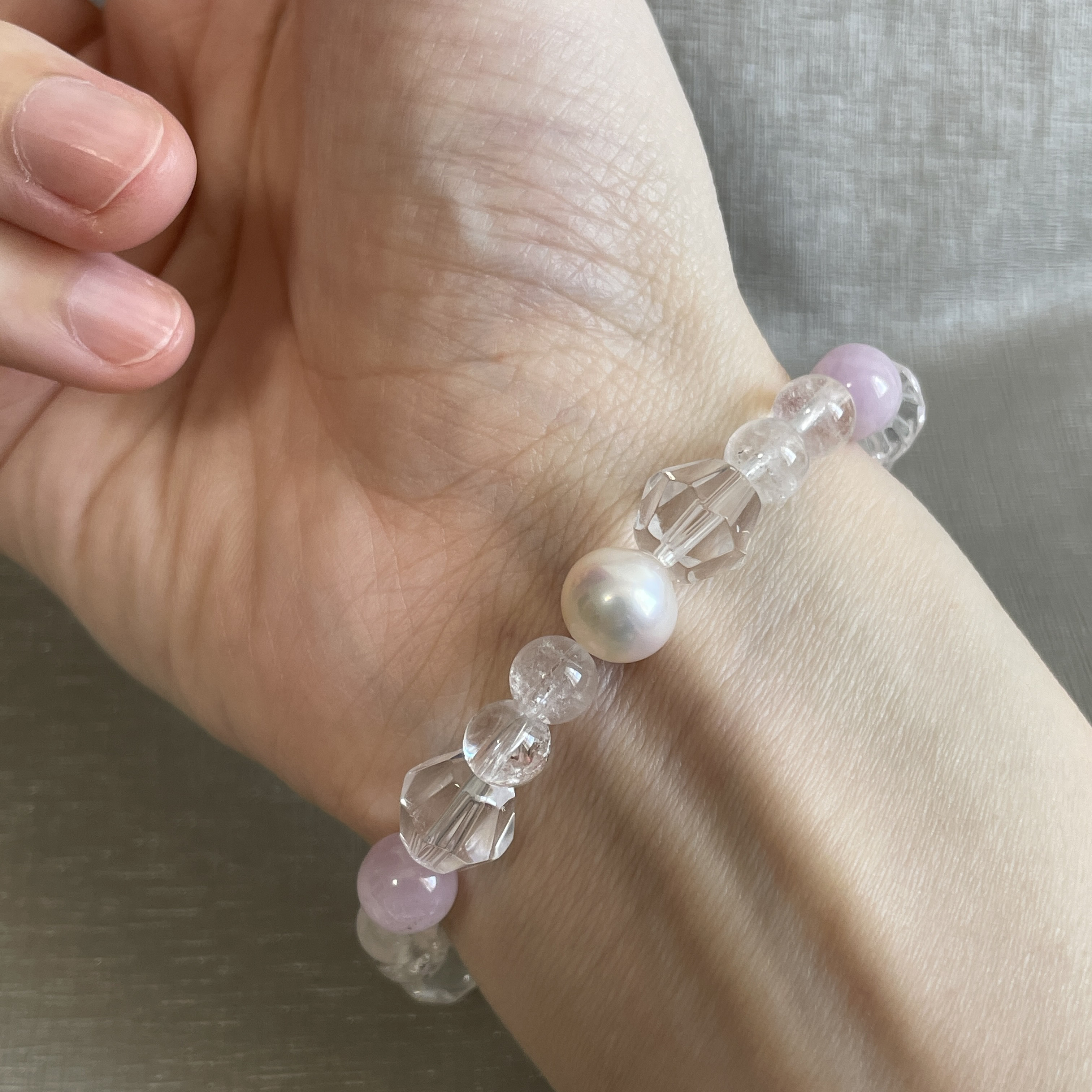 【数量限定】163.   9月誕生石 クンツァイトの天使ブレスレット