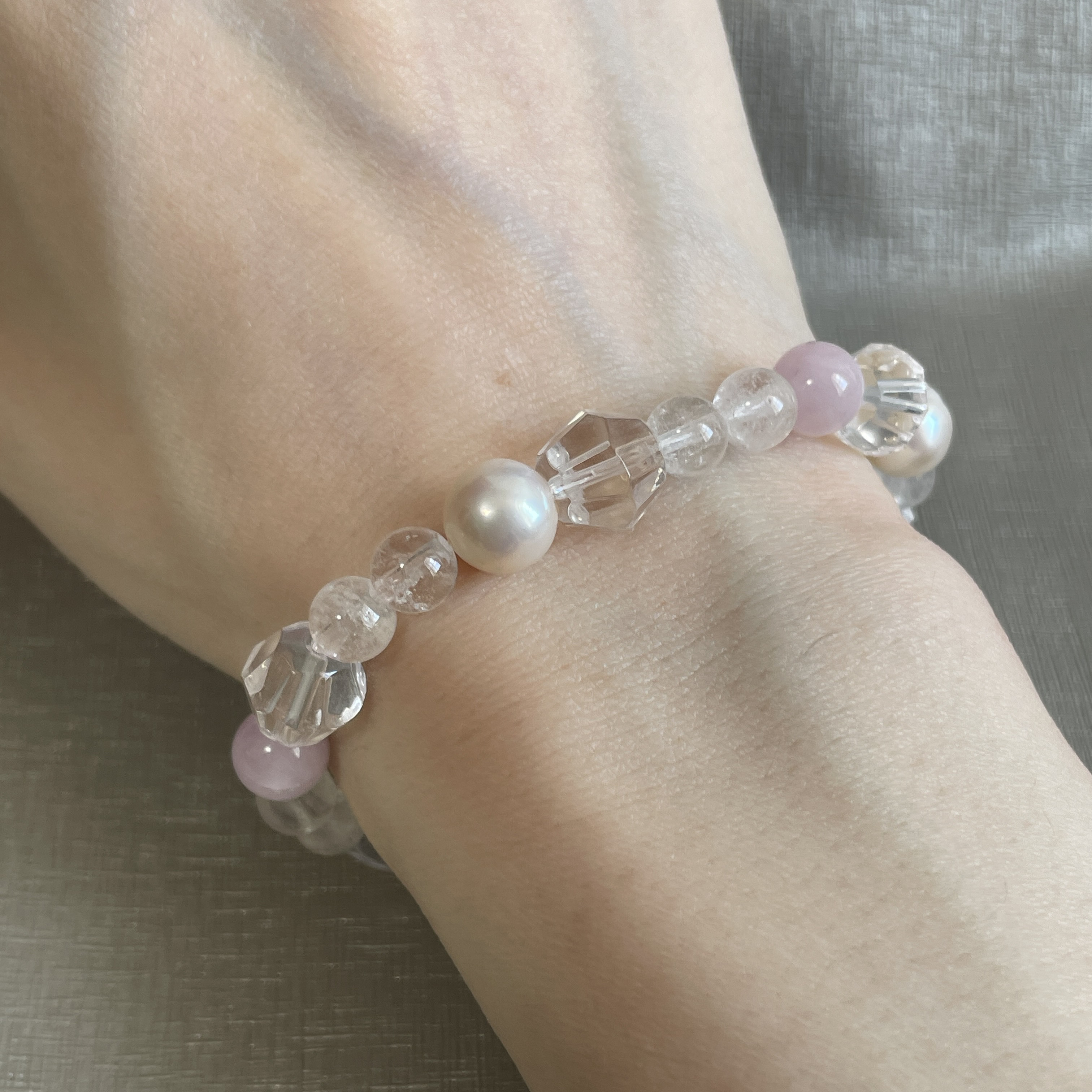 【数量限定】163.   9月誕生石 クンツァイトの天使ブレスレット