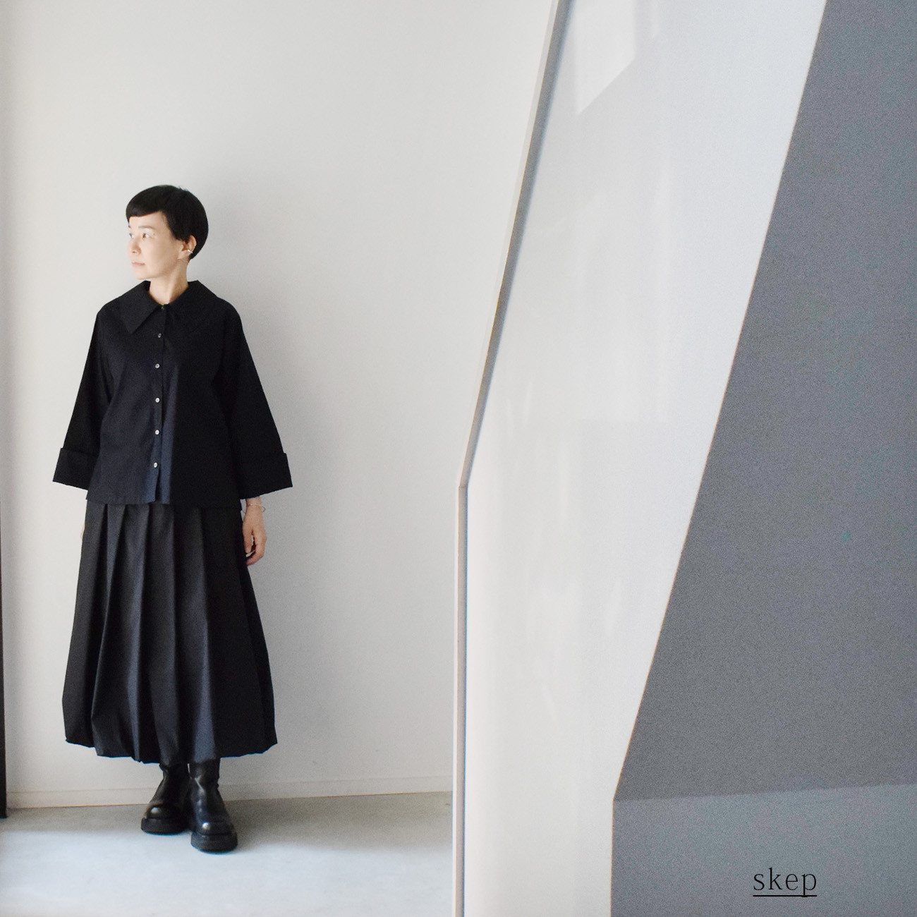 コットン100％ 大襟シャツブラウス：黒［TO19LSBK］