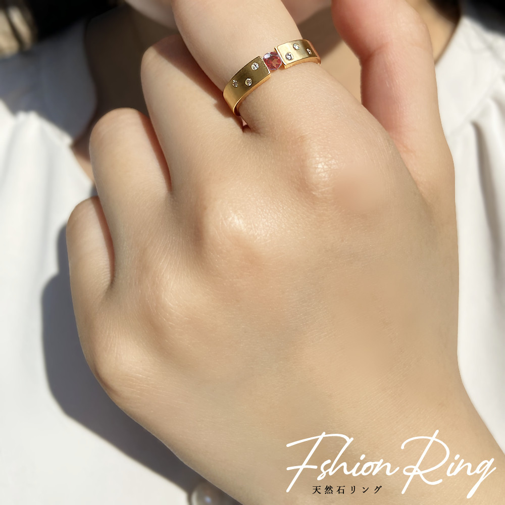 K18 イエローゴールド １月誕生石 天然 ガーネット と ダイヤモンド  の シンプルな 平打ち リング [受注制作]