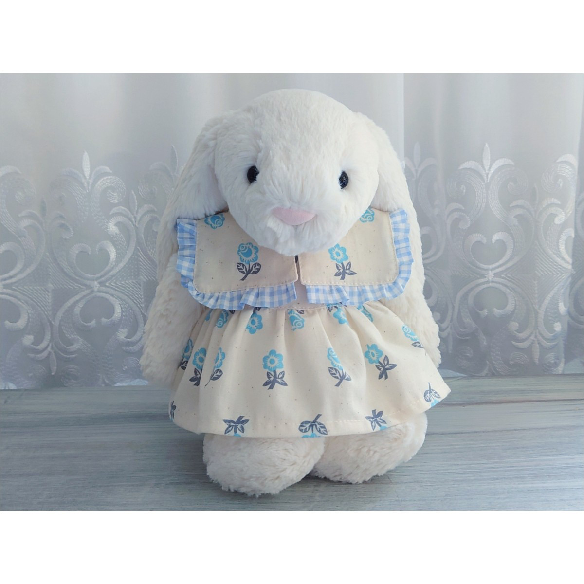 【激レア】可愛いぬいぐるみ フリル付きドレス