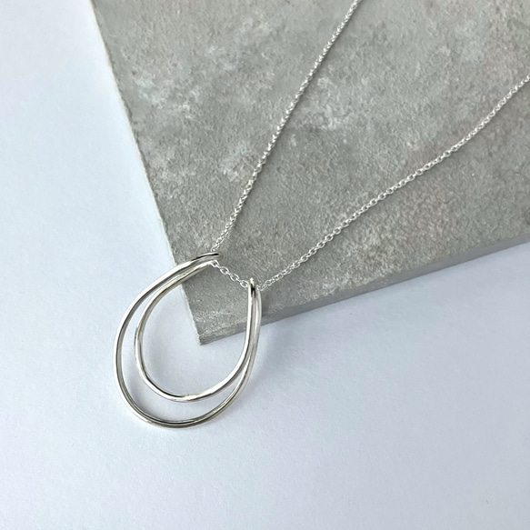 コーデのアクセントに＊ニュアンスフープのロングネックレス　75cmチェーン　silver925 9枚目の画像