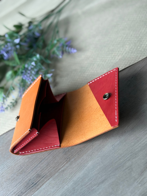 国産レザー使用　レジ前でスムーズなお支払い　ふたつ折り財布　小さい財布  コンパクト財布 11枚目の画像