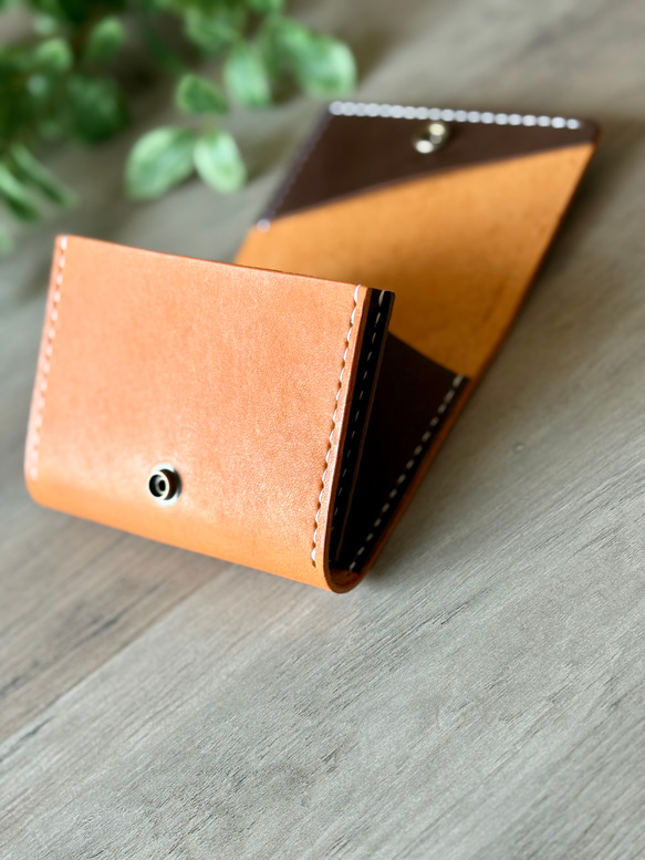 国産レザー使用　レジ前でスムーズなお支払い　ふたつ折り財布　小さい財布  コンパクト財布 12枚目の画像