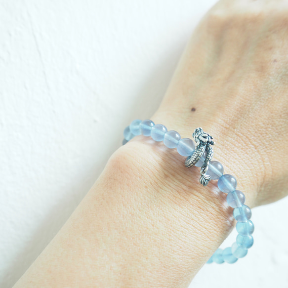 不安や怖れを取り除き、心の安らぎを得られる龍のブルーフローライトブレスレット✨試験にも 10枚目の画像