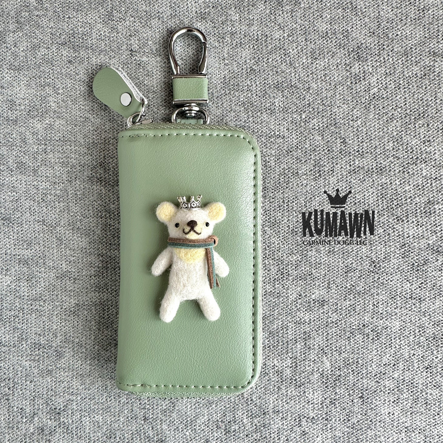 『KUMAWN/クマウン』カードポケット2個付き 便利なキーケース・牛革・多機能・スマートキー《ピスタチオ》