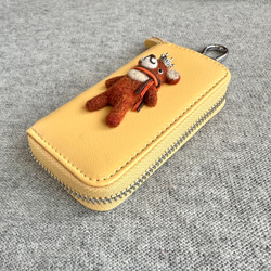 新モデル『KUMAWN/クマウン』カードポケット2個付き 便利なキーケース・牛革・多機能・スマートキー《たまごいろ》 7枚目の画像